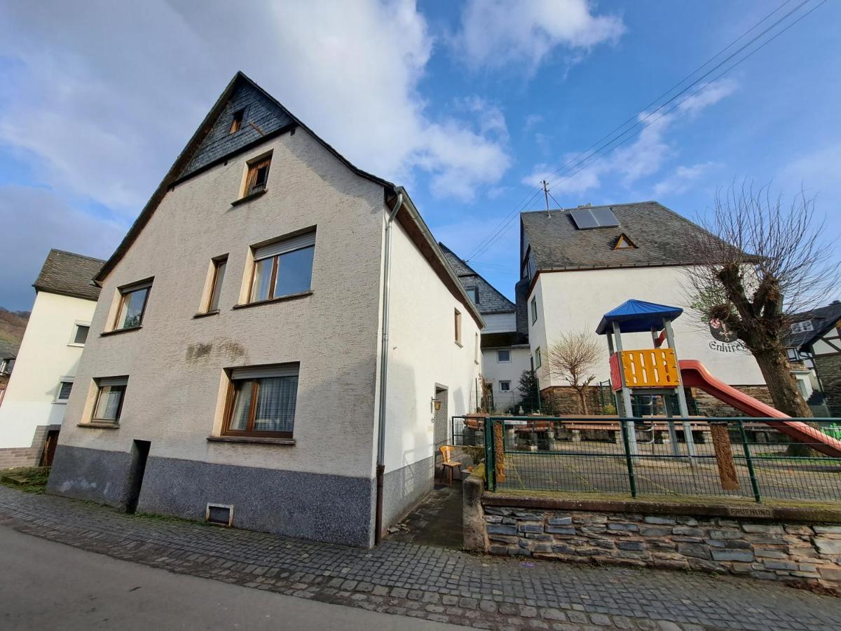 Haus Moselwald - 3 Bedrooms Енкирх Екстериор снимка