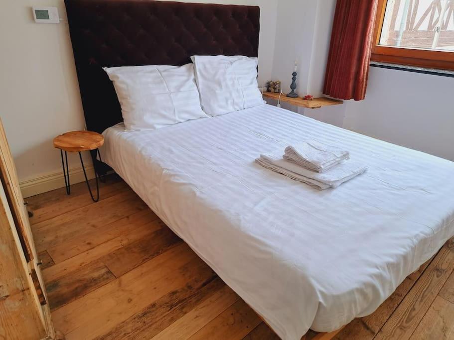 Haus Moselwald - 3 Bedrooms Енкирх Екстериор снимка