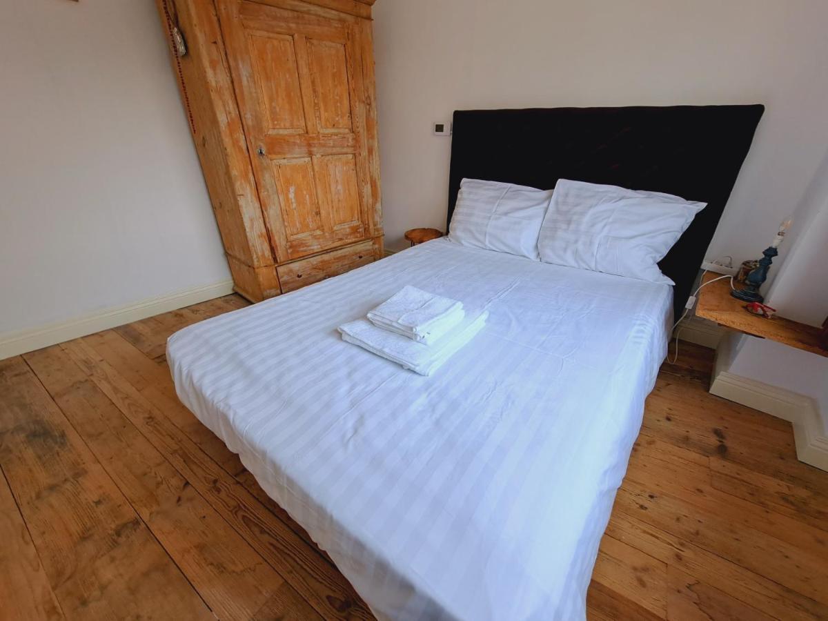 Haus Moselwald - 3 Bedrooms Енкирх Екстериор снимка
